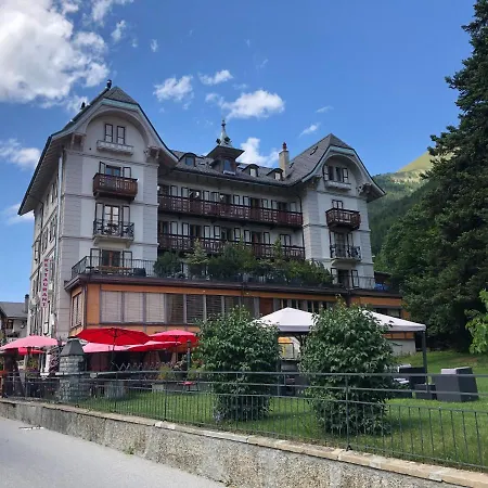 Heida, Ensoleille Au Village Avec Magnifique Vue Sur La Dent-blanche * Evolene