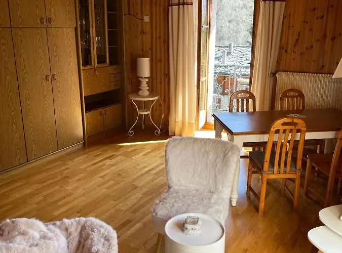 Appartement Heida, Ensoleille Au Village Avec Magnifique Vue Sur La Dent-blanche *