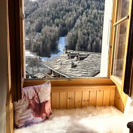 Heida, Ensoleille Au Village Avec Magnifique Vue Sur La Dent-blanche *